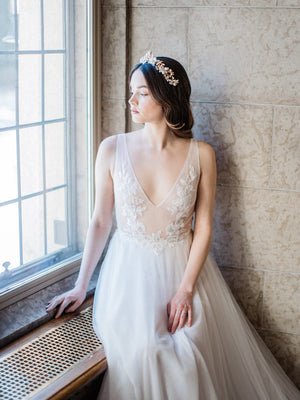 Floral wedding crown.