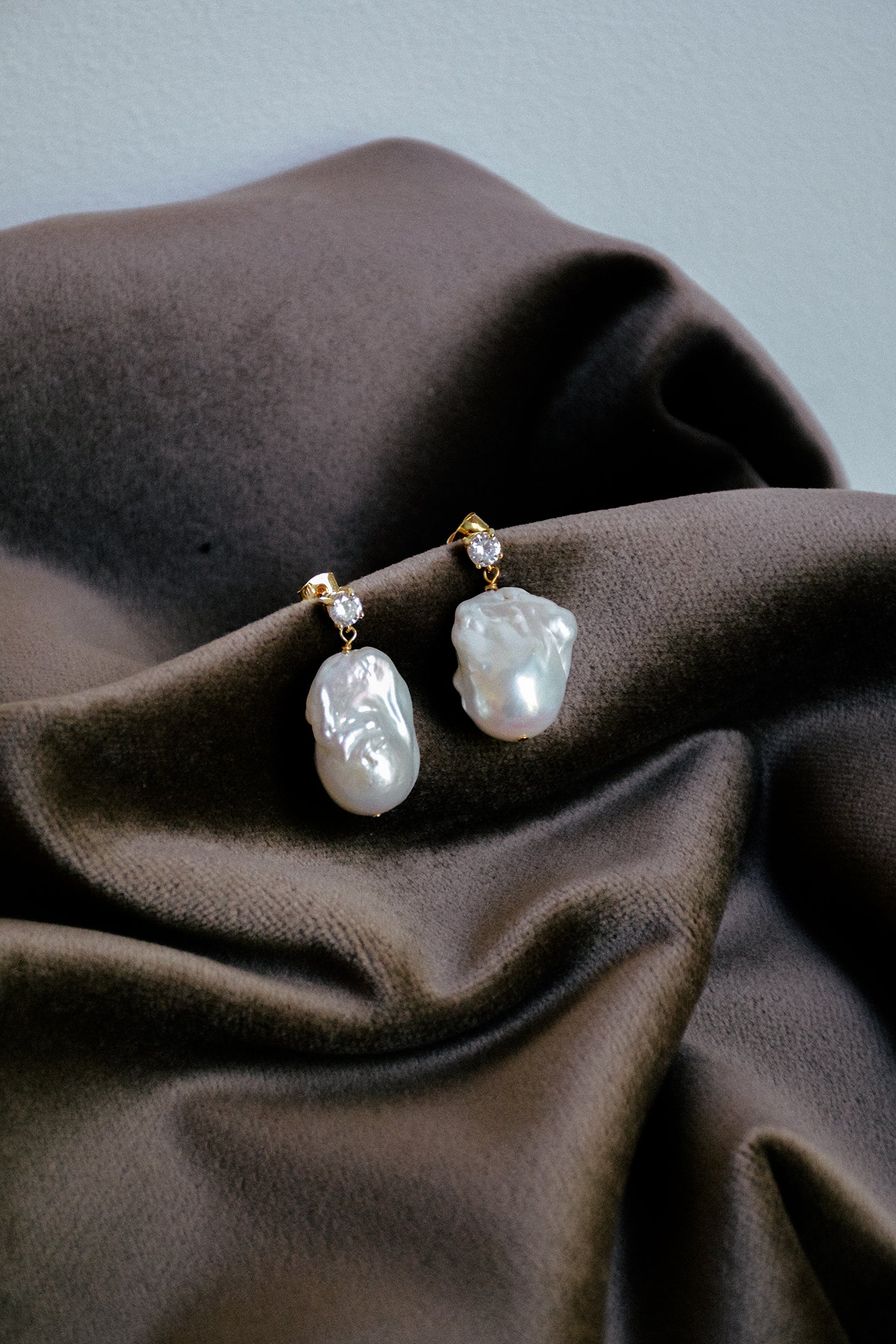 DREAMJWELL - Awesome Designer Pearl Earrings-dj01357 – dreamjwell