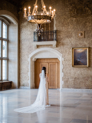 Firm silk wedding veil.