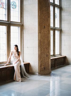 Firm silk wedding veil.