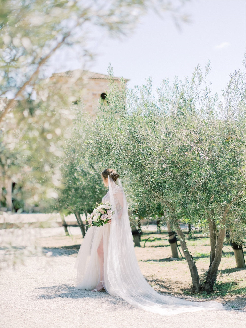 Draped wedding veil.