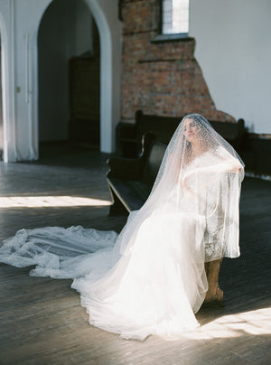 AURORA blusher veil with sparkle