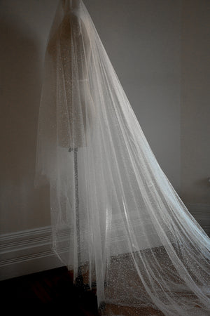AURORA blusher veil with sparkle