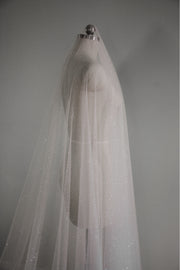 CAPELLA sparkling wedding veil with blusher