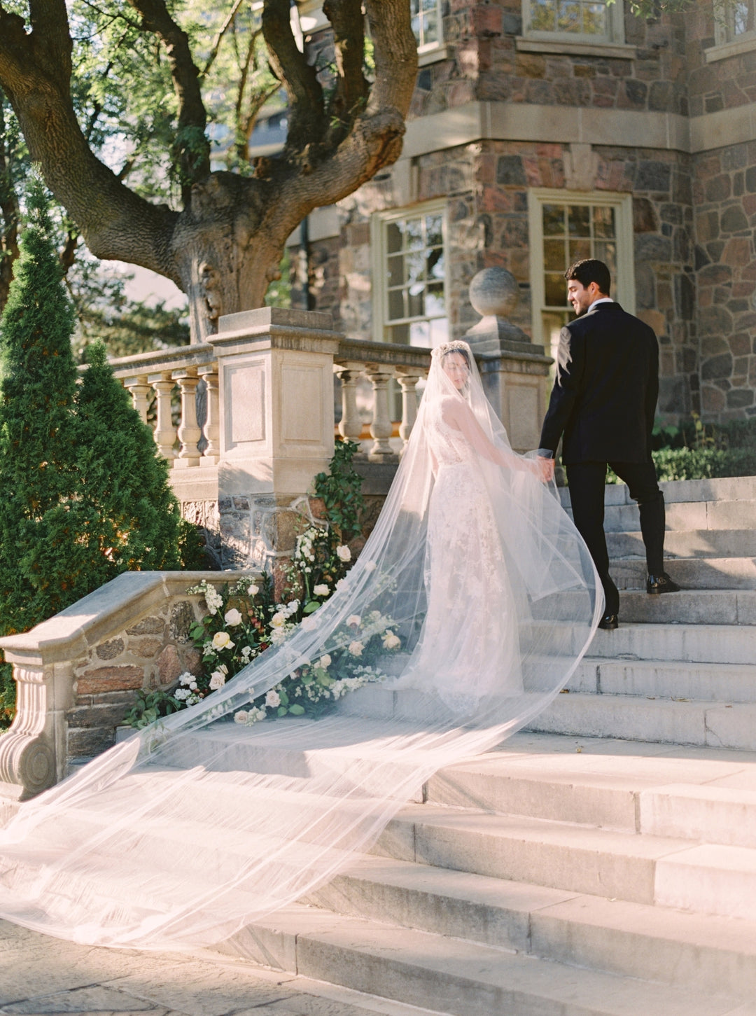 CASSANDA wedding veil with long blusher