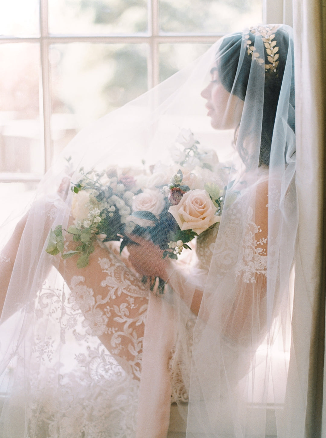 CASSANDA wedding veil with long blusher