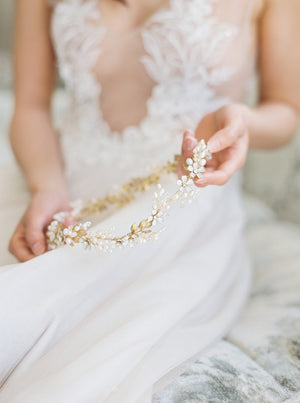 COLETTE | Floral Wedding Crown - Noon on the Moon