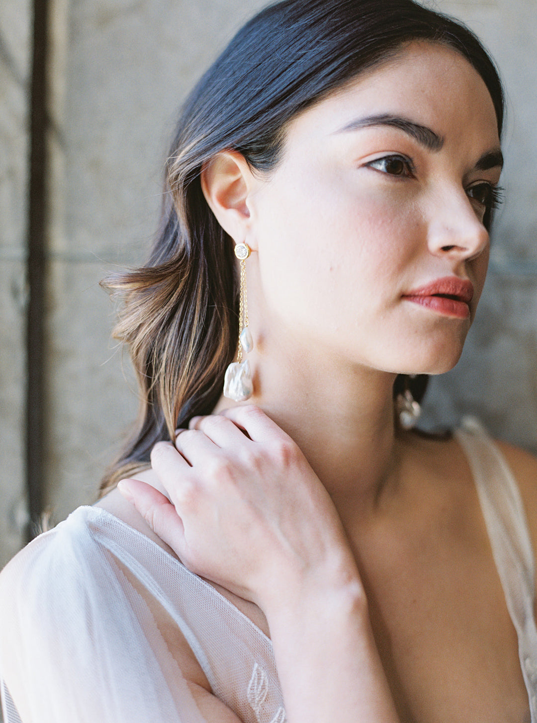 DALLI | Baroque Pearl Dangle Earrings - Noon on the Moon