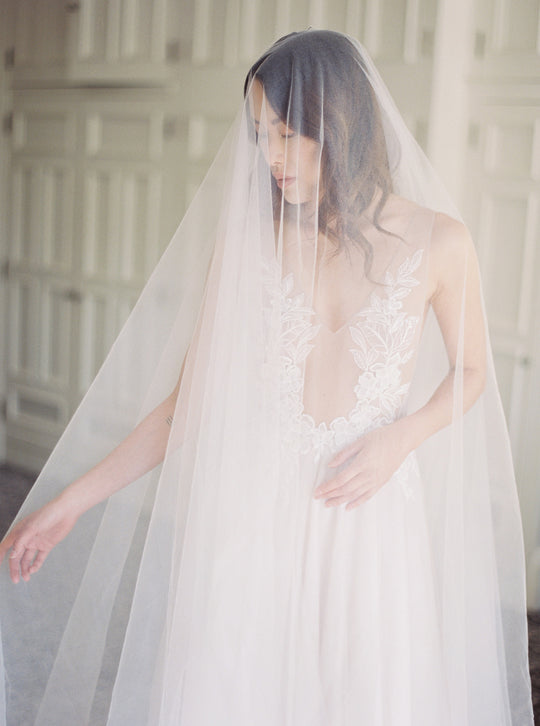 ELIZABETH english silk tulle wedding veil