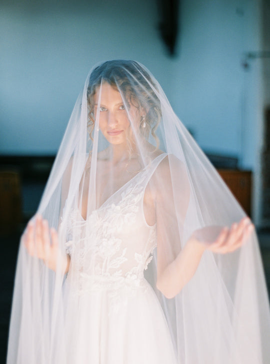 EVANGELINE long blusher veil