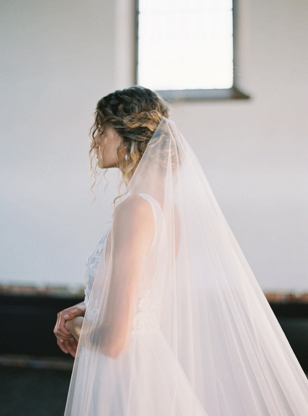 EVANGELINE long blusher veil