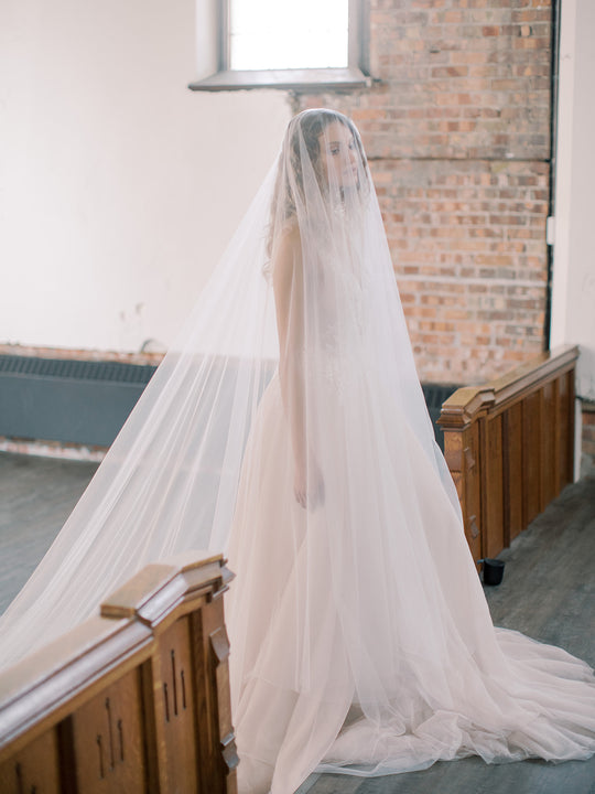 EVANGELINE long blusher veil