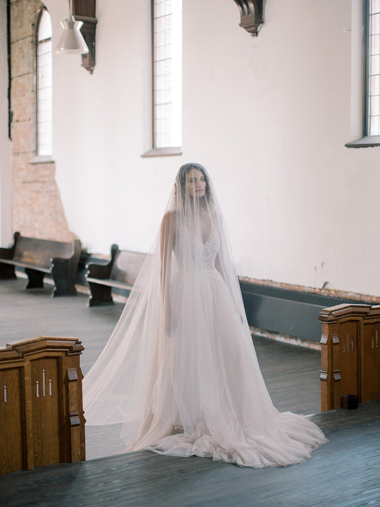 EVANGELINE long blusher veil