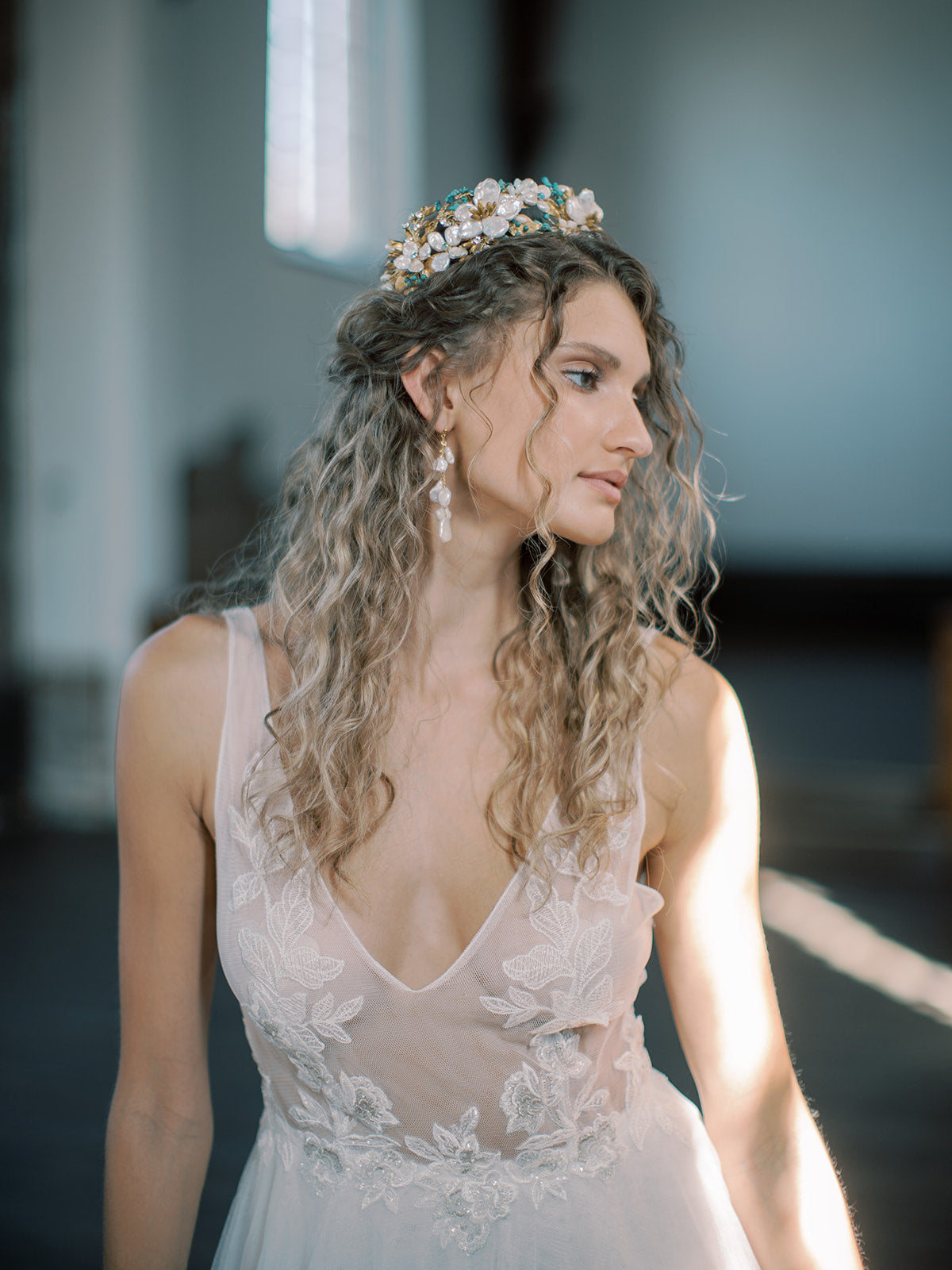 GAIA | Pearl Flower Crown – Noon on the Moon