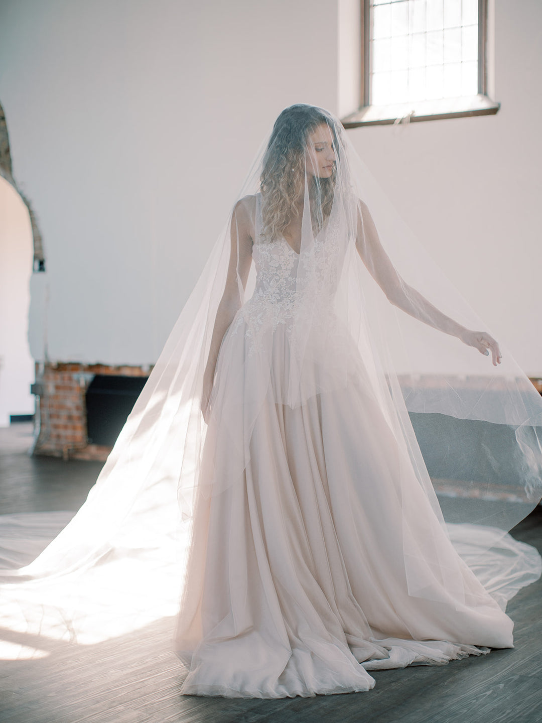 GRACE silk blusher veil