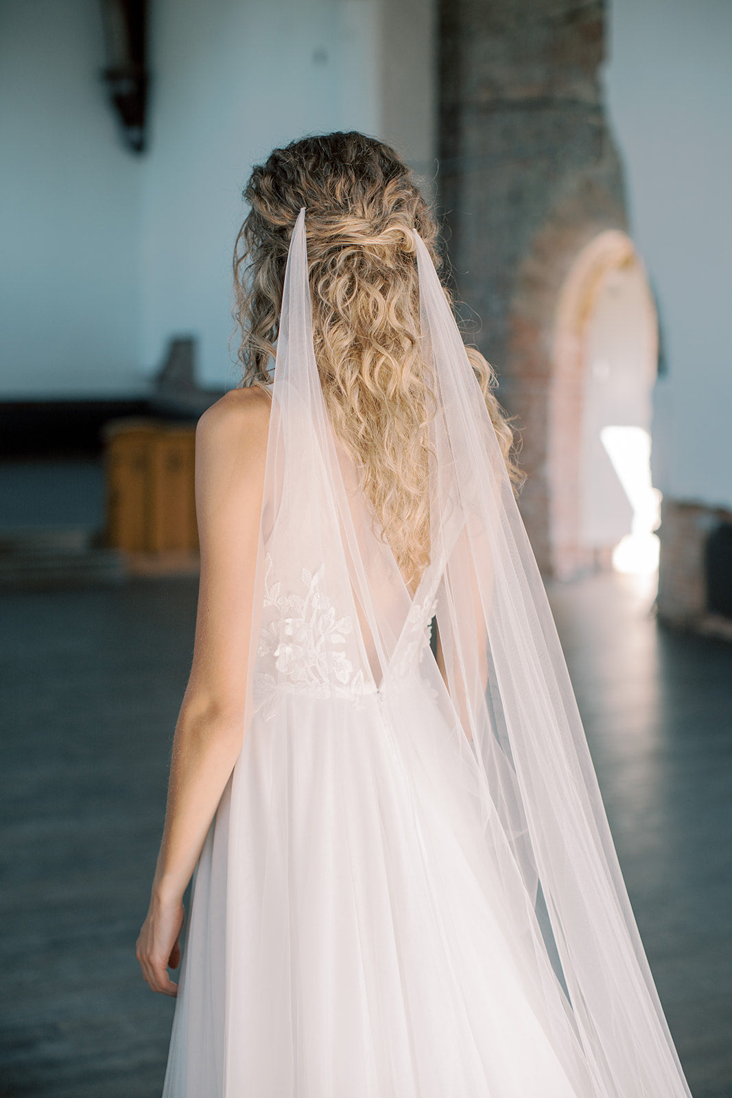 JADE draped veil