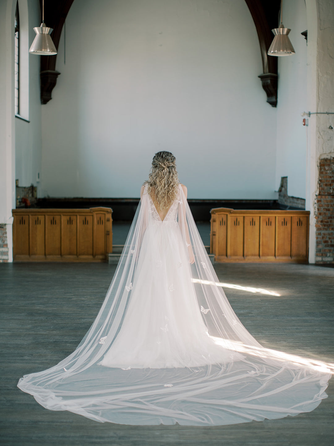 JOIE bridal cape with butterflies