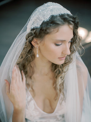 MANON Juliet cape veil with lace