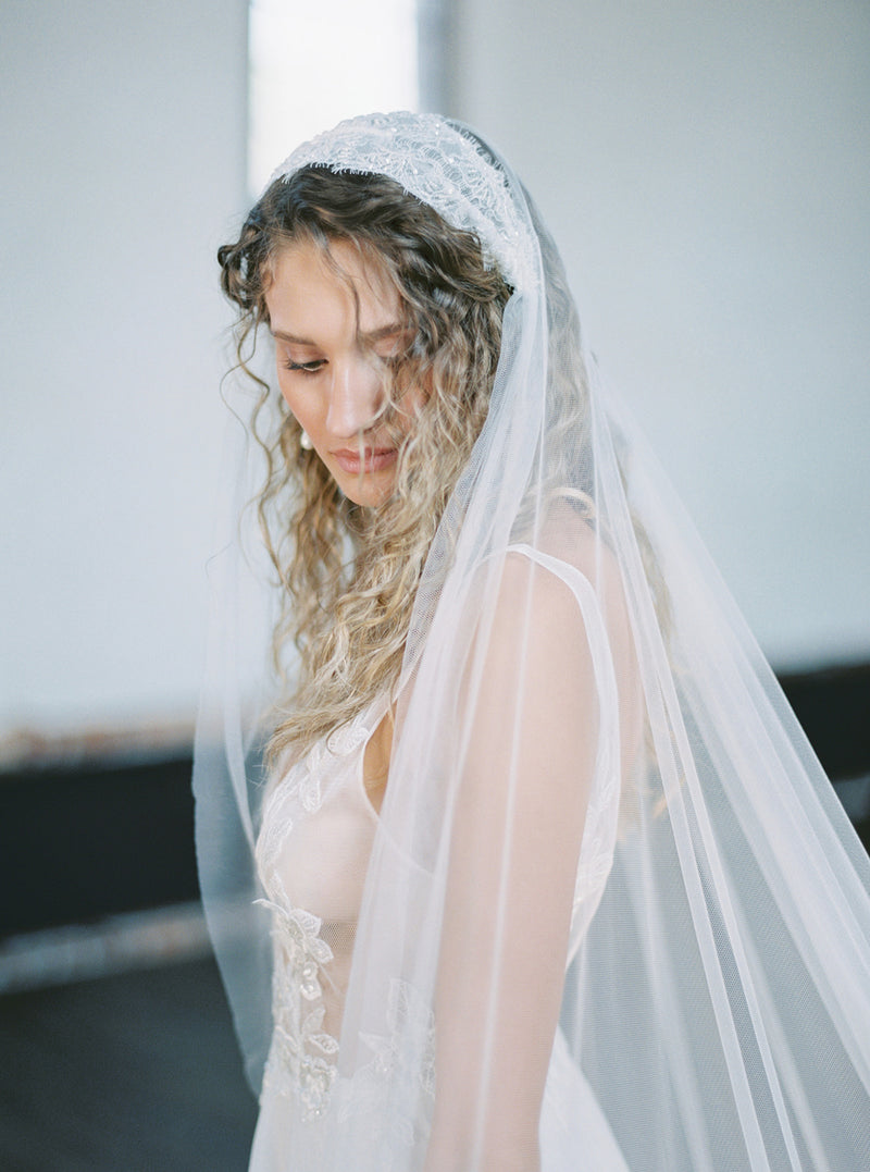 MANON Juliet cape veil with lace