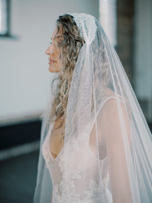 MANON Juliet cape veil with lace