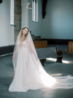 MANON Juliet cape veil with lace