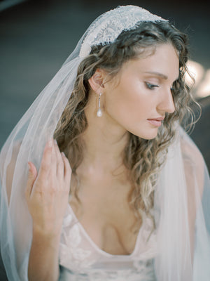 MANON Juliet cape veil with lace