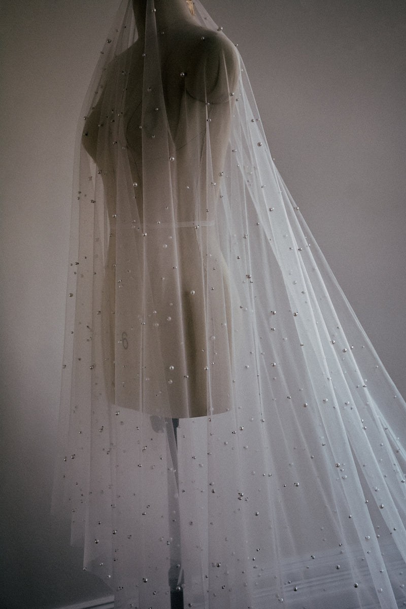 OPERA Pearl Veil with Blusher | Wedding Veil with Pearls – Noon on the Moon