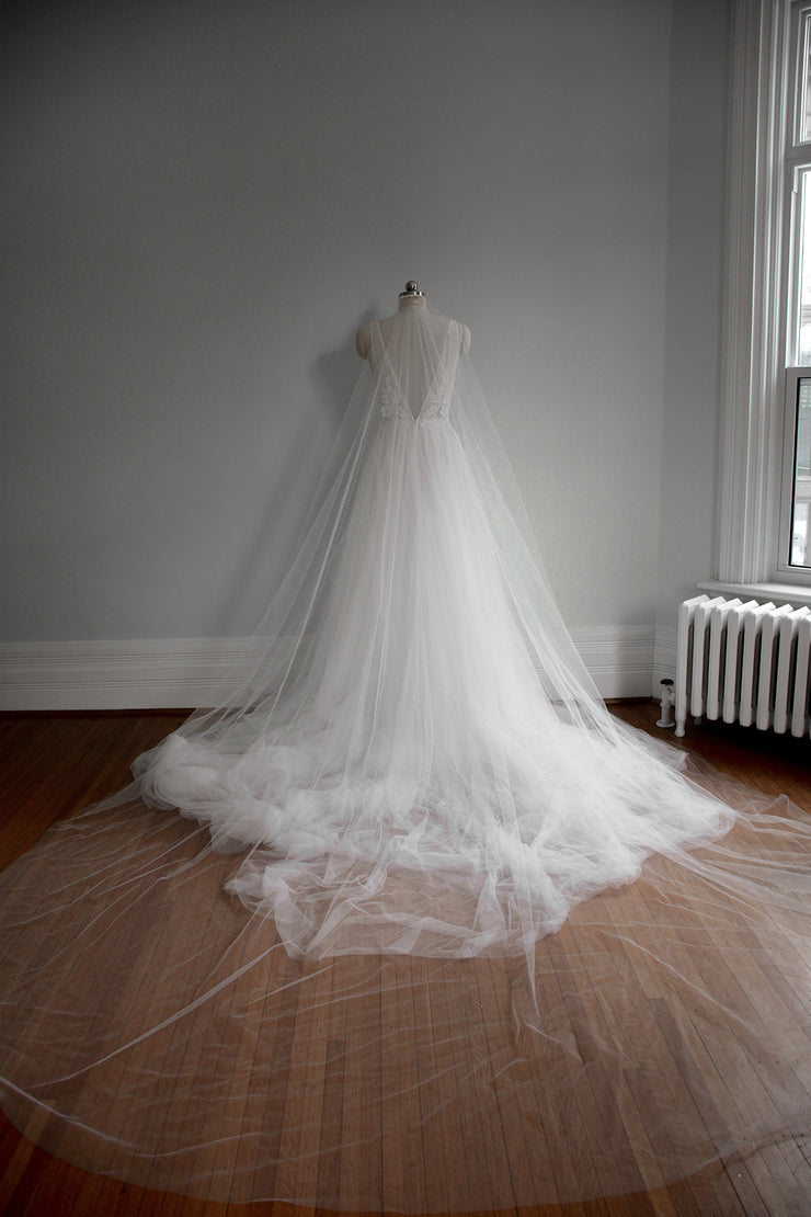 Paige ultra sheer wedding veil