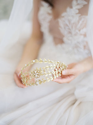 REINA | Crystal Wedding Crown - Noon on the Moon