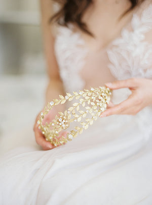REINA | Crystal Wedding Crown - Noon on the Moon