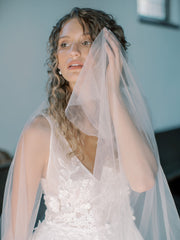 SALOME sheer bridal veil