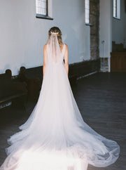 SALOME sheer bridal veil