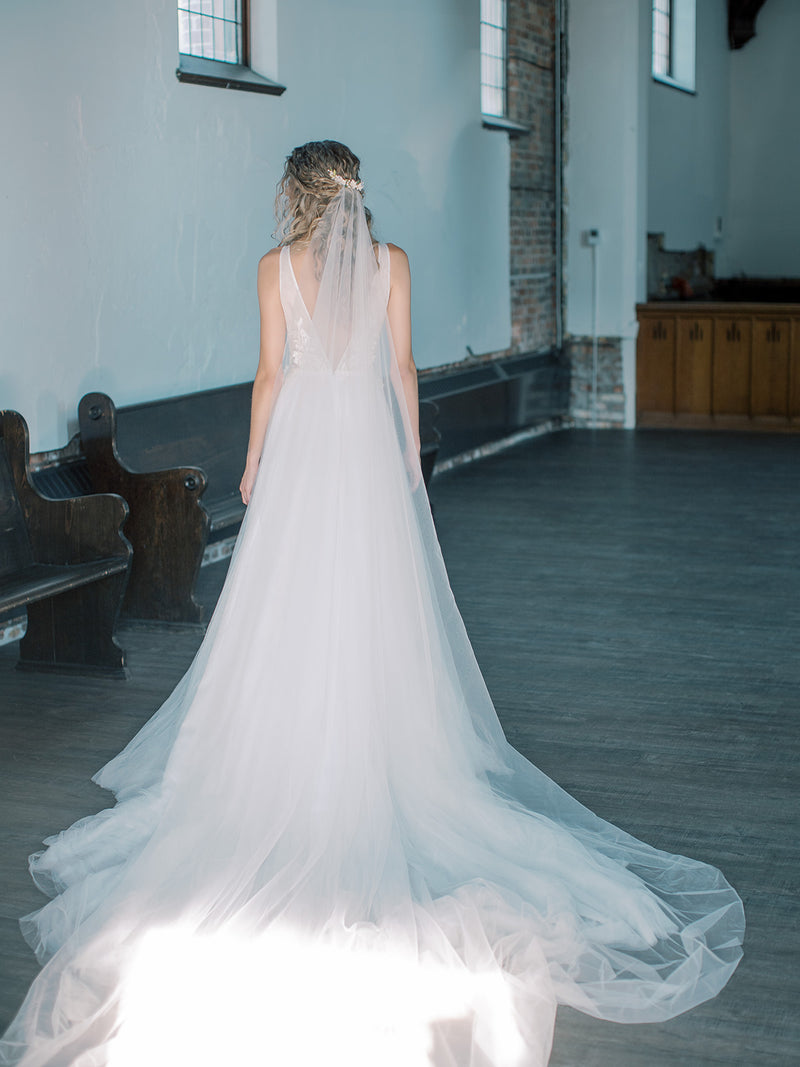 SALOME sheer bridal veil