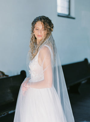 SALOME sheer bridal veil