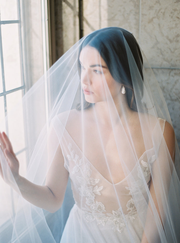SOPHIA sheer blusher veil