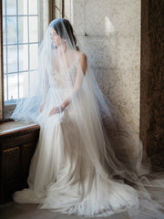 SOPHIA sheer blusher veil